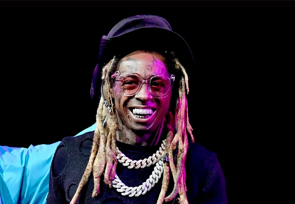 Lil Wayne’s Net Worth Set to Soar in 2023: Here’s How He Did It!