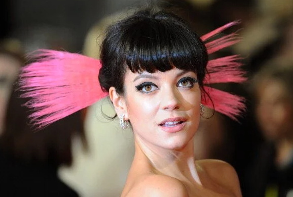 The Future Looks Bright for Lily Allen: Predictions for Her Net Worth and Career in 2023!