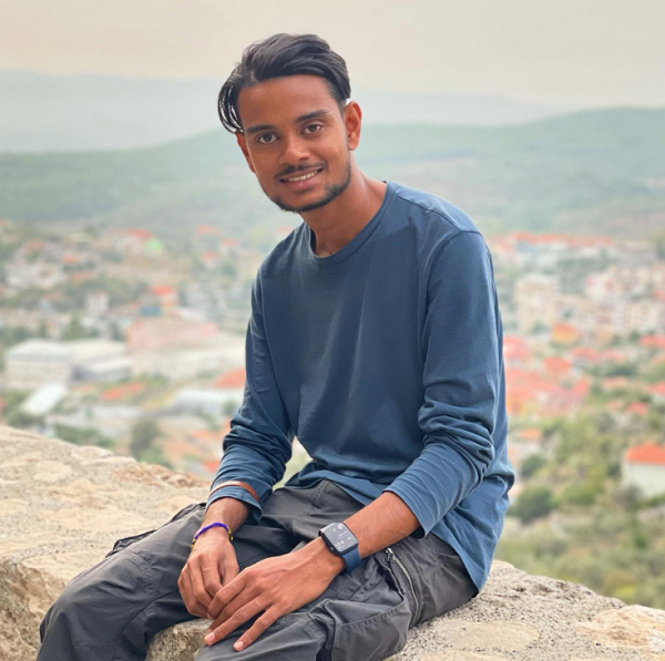 From Humble Beginnings to Great Heights: The Inspiring Story of Shubham Wiki!