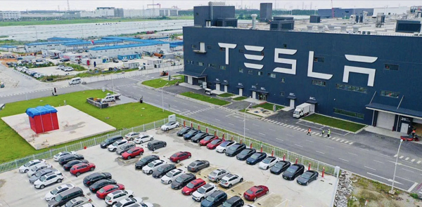 Rajkotupdates.News: Political Leaders Invited Elon Musk to Set Up Tesla Plants in Their States