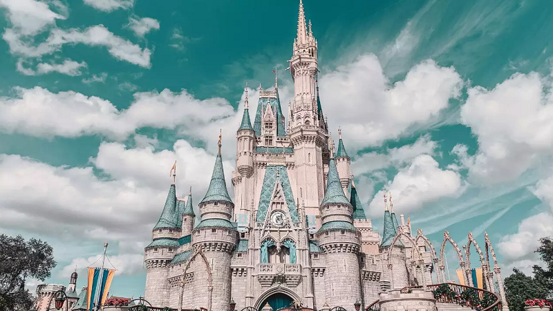 Did Disney World Cinderella Castle Fire? Why is Disney World Castle Fire Trending? What is Mouse Trap News known for?